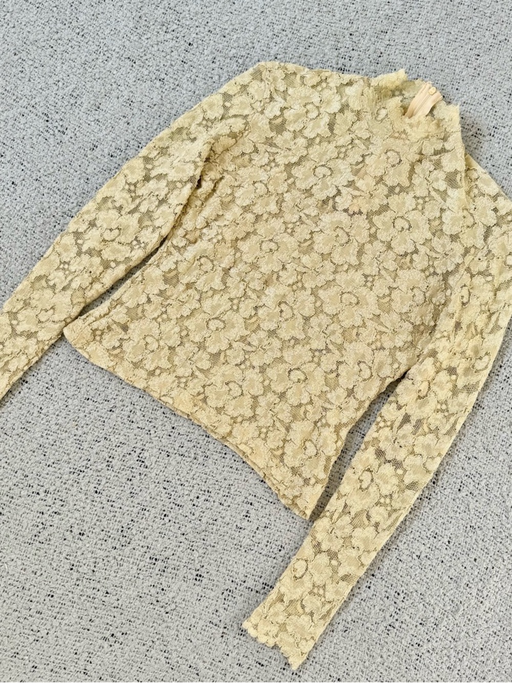 Y2K Cache Lace Mock Neck Long-Sleeve Top Size S